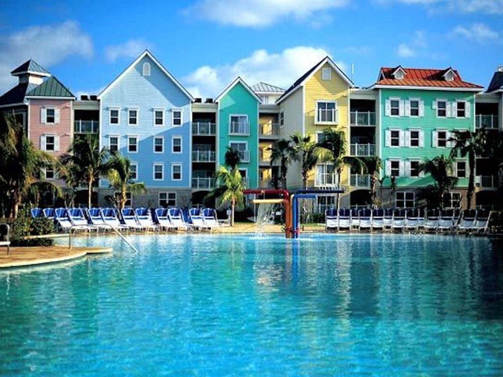 The Pool at Harborside Resort Atlantis Bahamas